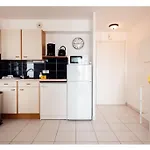 Vue & Port A Apartment *
