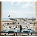 Vue & Port A