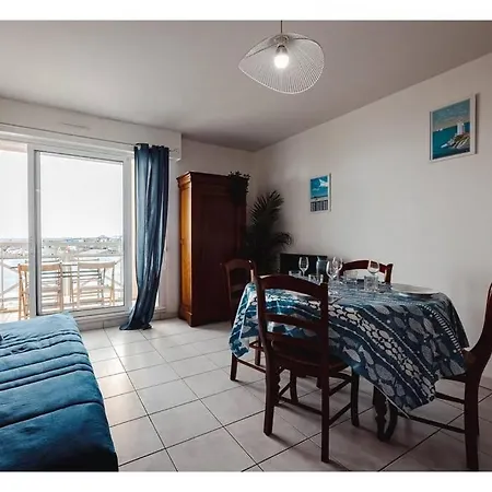 Vue & Port A Apartment *